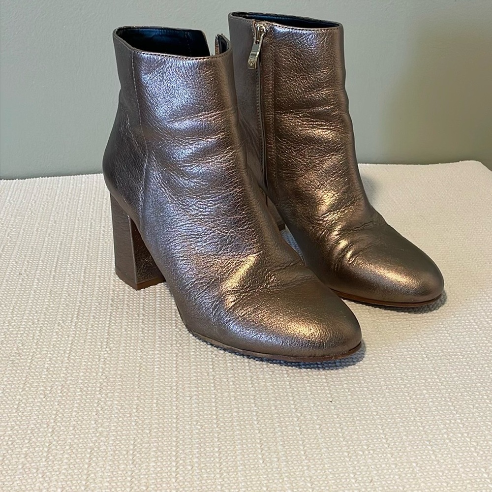 Antonio Melani booties , size 7.5